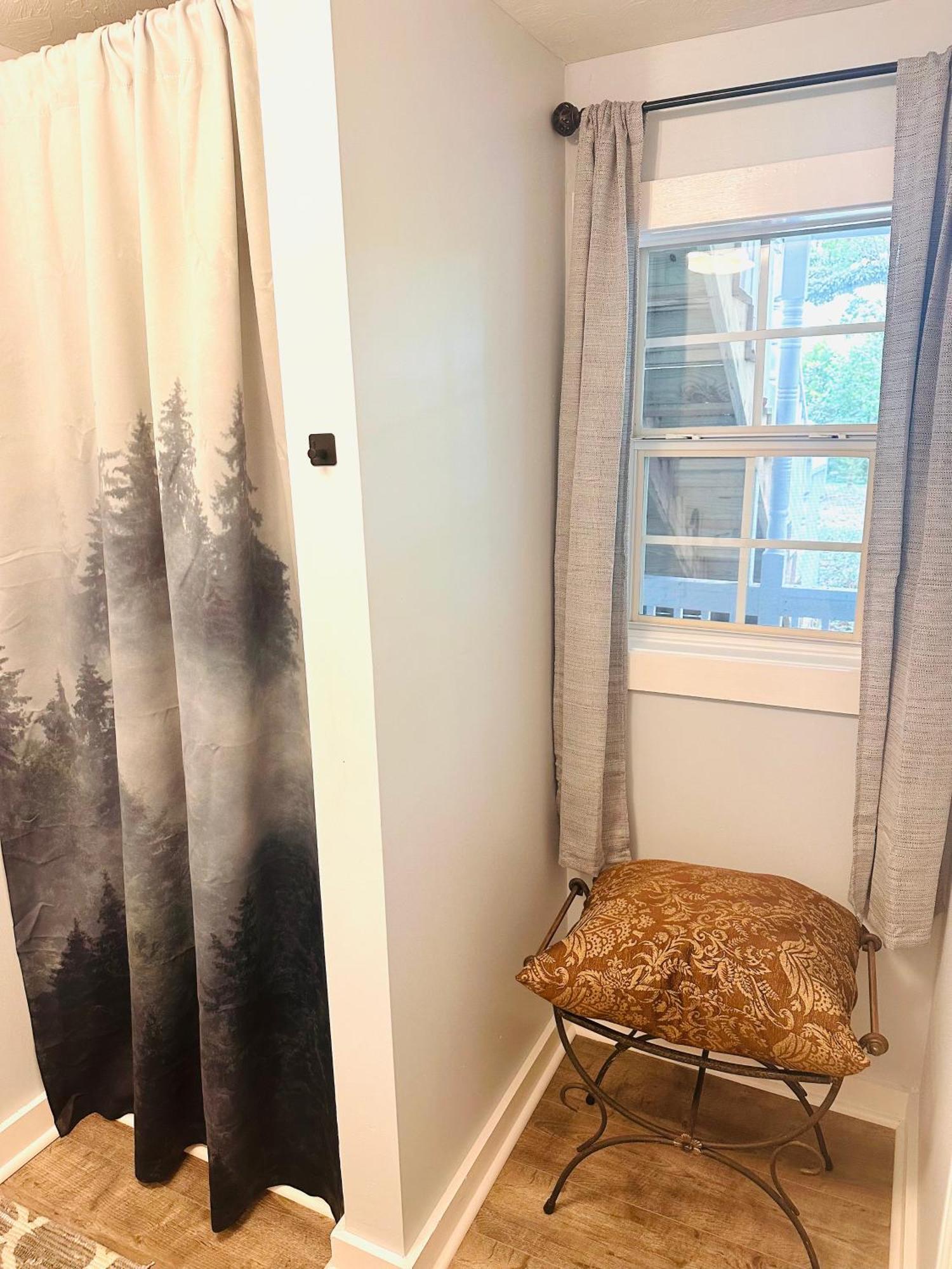 לורל Cici'S Guest House מראה חיצוני תמונה